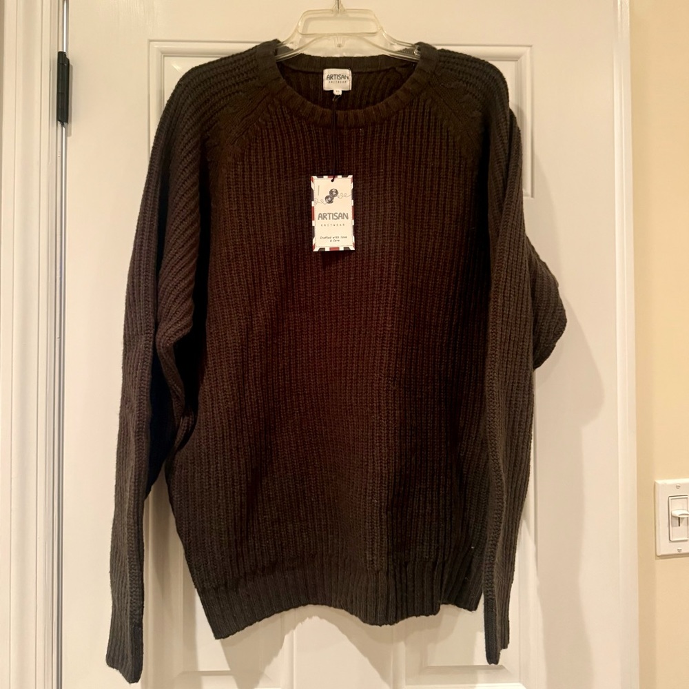 NWT Artisan Women’s Dark Green Wool Sweater